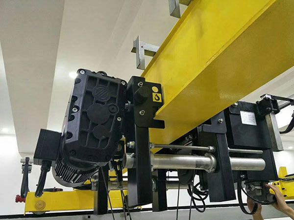 Electric hoist
